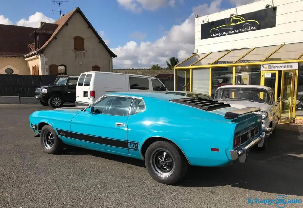 Ford mustang mach1 351 V8