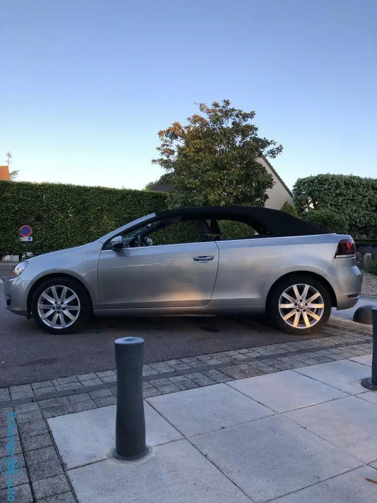 VOLKSWAGEN GOLF VI CABRIOLET 1.6 TDI 105 FAP