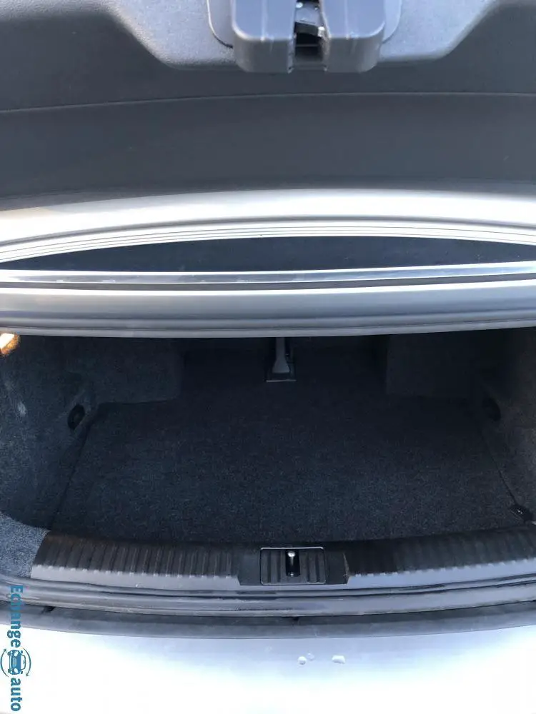 VOLKSWAGEN GOLF VI CABRIOLET 1.6 TDI 105 FAP