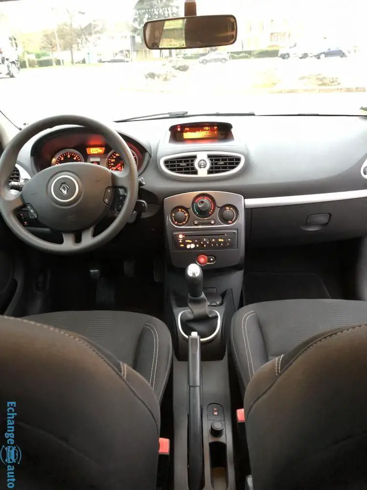 RENAULT CLIO III (2) 1.5 DCI 75 EXPRESSION