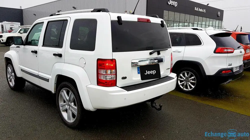 Unique Jeep Cherokee KK 2.8 CRD Overland 4X4