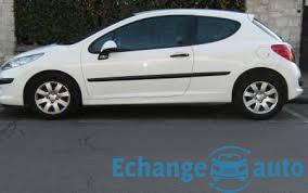 Peugeot 207 commercial