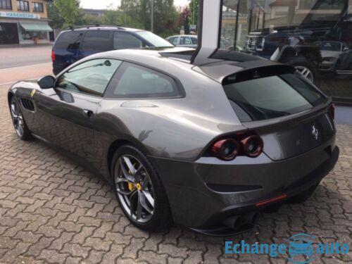 Ferrari GTC4 LUSSO