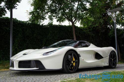 Ferrari LaFerrari Aperta
