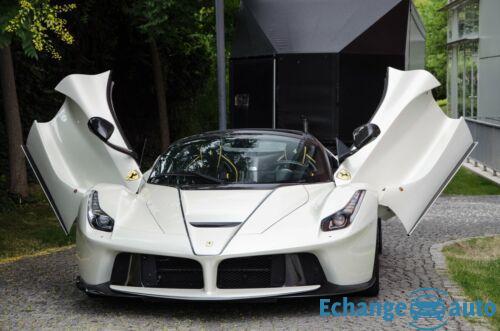 Ferrari LaFerrari Aperta