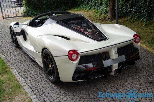 Ferrari LaFerrari Aperta