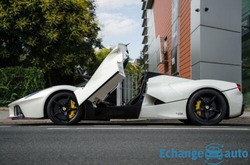 Ferrari LaFerrari Aperta