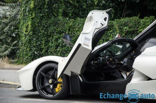 Ferrari LaFerrari Aperta