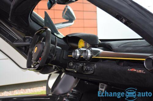 Ferrari LaFerrari Aperta