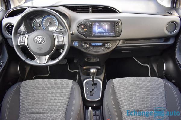 Toyota Yaris III (2) HYBRID 100H DYNAMIC PACK ZEN