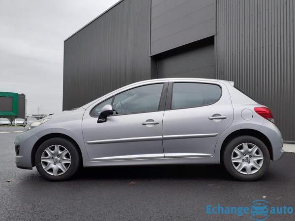 Peugeot 207 BUSINESS PACK 1.6 HDI 92 CH - GARANTIE 6 MOIS