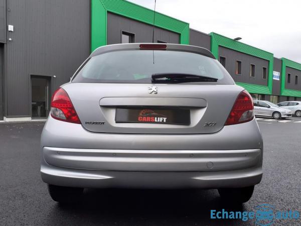 Peugeot 207 BUSINESS PACK 1.6 HDI 92 CH - GARANTIE 6 MOIS