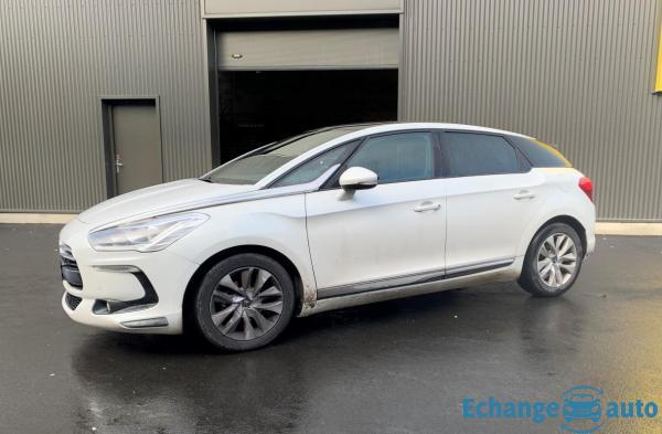 Citroën DS5 SO CHIC 1.6 BLUEHDI 115 CH - GARANTIE 6 MOIS