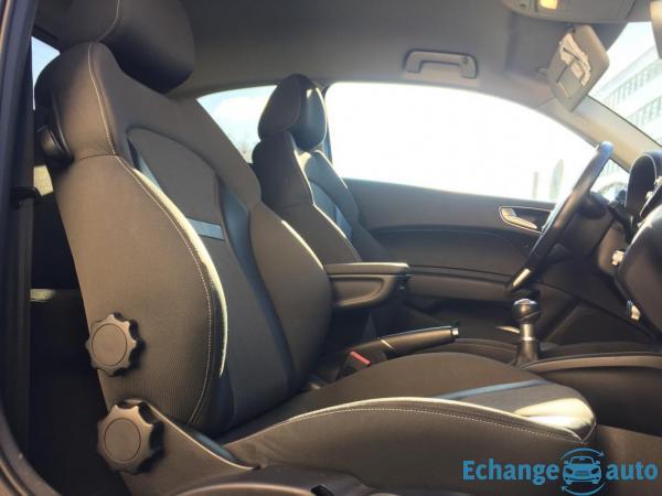 Audi A1 Ambition 1.6l tdi90ch Bleu Scuba