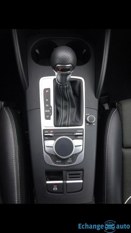 Audi A3 limousine 2L blanche 150ch  s Line