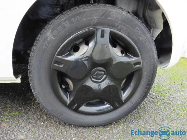 Renault Twingo II 1.2 LEV 16v 75 eco2 Summertime Euro 5