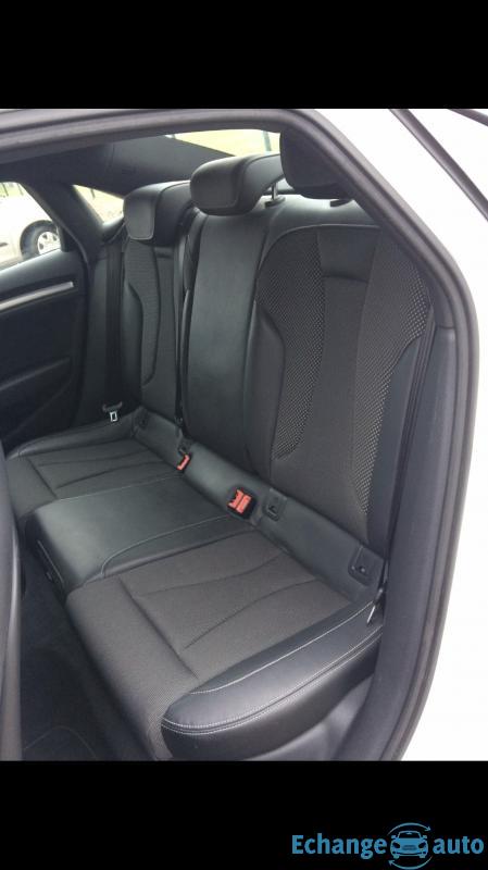 Audi A3 limousine 2L blanche 150ch  s Line