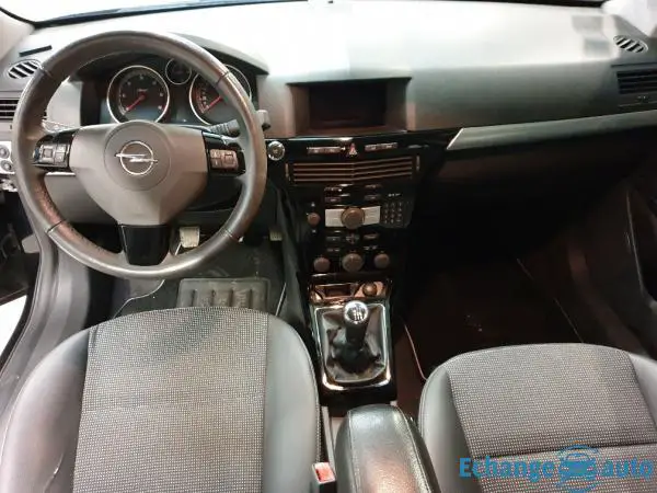 Opel Astra GTC COSMO 1.7 CDTI 125 CH - GARANTIE 6 MOIS