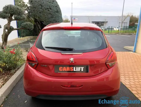 Peugeot 208 1.2L VTI 82CV ALLURE GARANTIE 6 MOIS