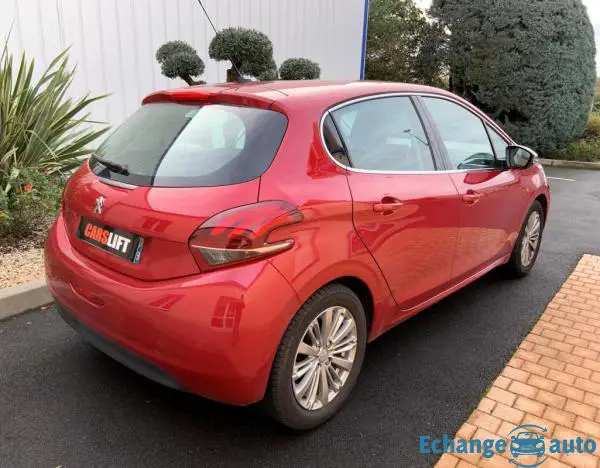 Peugeot 208 1.2L VTI 82CV ALLURE GARANTIE 6 MOIS