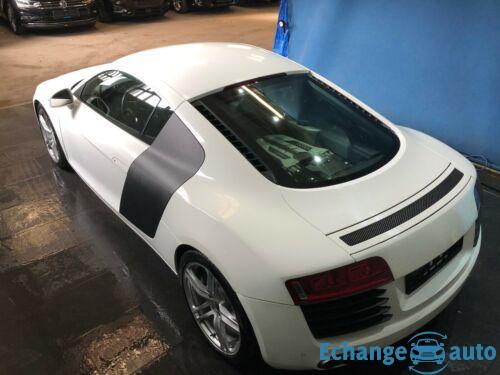AUDI R8 R8 V8 4.2 FSI 420 Quattro R-Tronic