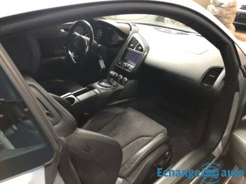 AUDI R8 R8 V8 4.2 FSI 420 Quattro R-Tronic