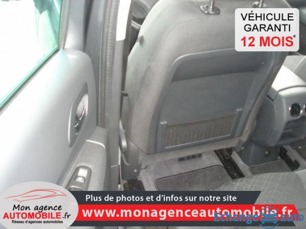 Peugeot 3008 STYLE 1.6 BLUE HDI 120