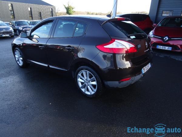 RENAULT MEGANE III  Mégane III dCi 110 FAP eco2 XV De France Champion Euro 5