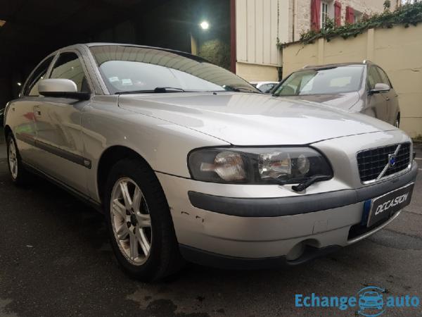 VOLVO S60 2.4 D - 7cv Summum 130cv