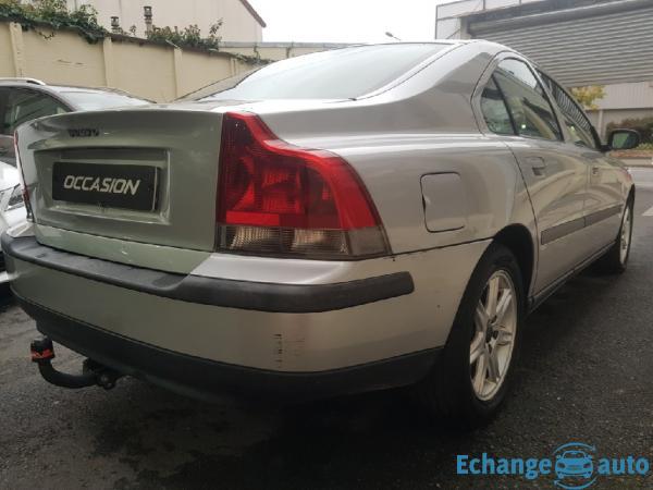 VOLVO S60 2.4 D - 7cv Summum 130cv