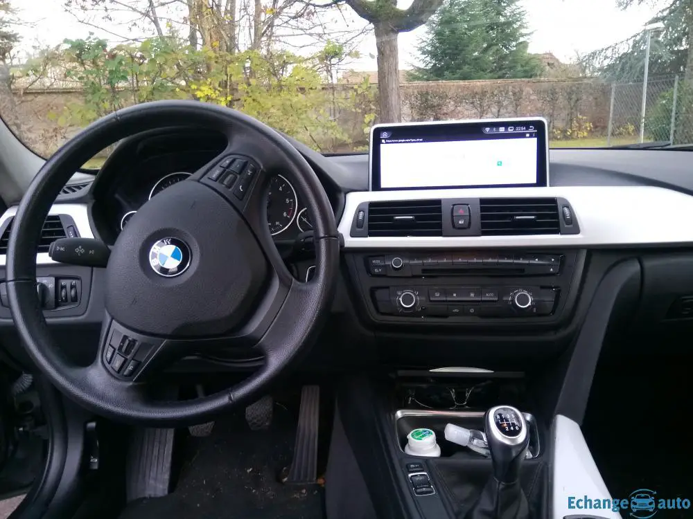 BMW 318 D F30