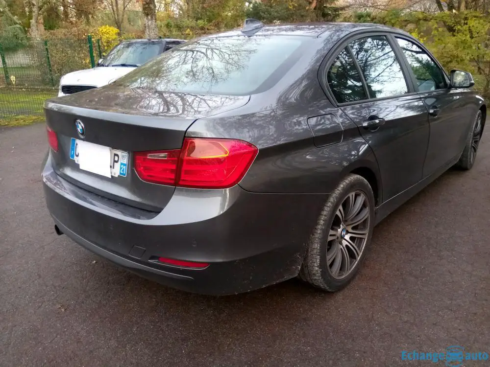 BMW 318 D F30