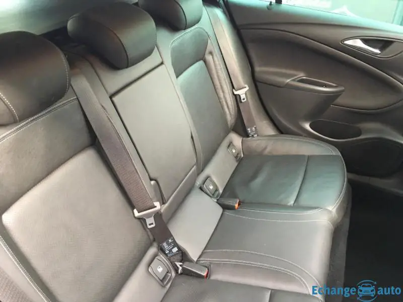 OPEL ASTRA SPORTS TOURER