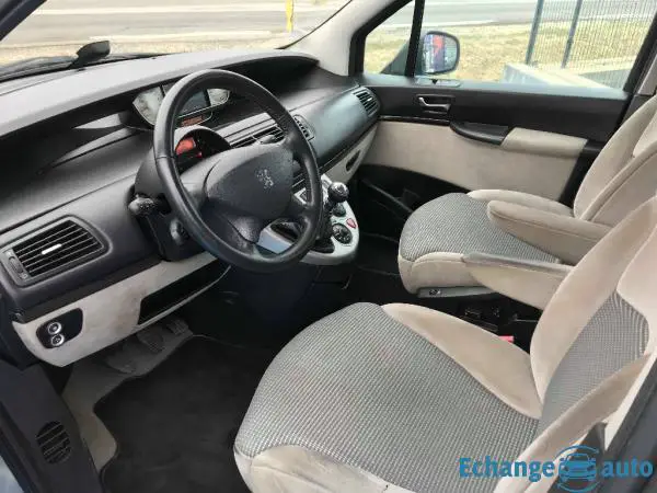 PEUGEOT 807 2.0 HDi 163ch  Active 7 Places