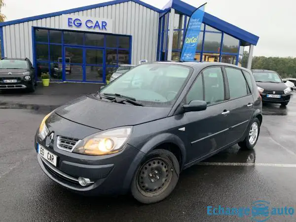 RENAULT SCENIC 1.9 dCi 130ch Jade 2009