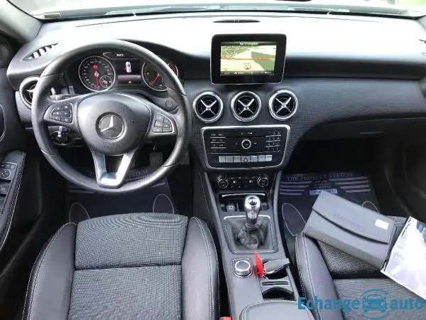 MERCEDES CLASSE A 180 d AMG 2018+GPS+CAM+11MKM