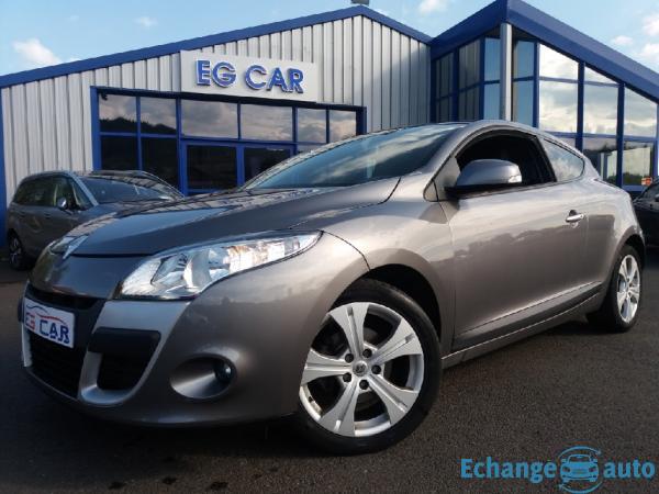 RENAULT MEGANE Mégane III dCi 110cv eco2Dynamique 