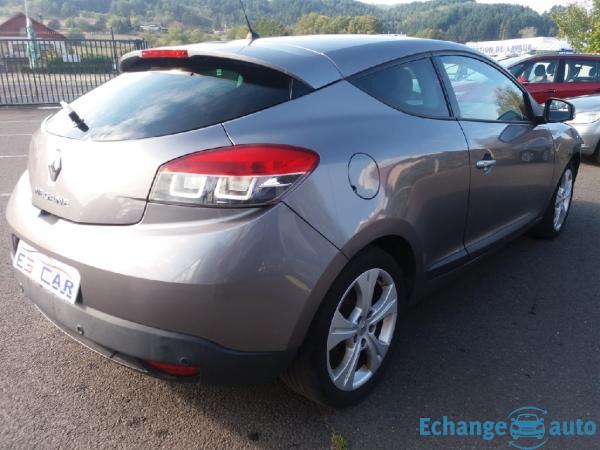 RENAULT MEGANE Mégane III dCi 110cv eco2Dynamique 