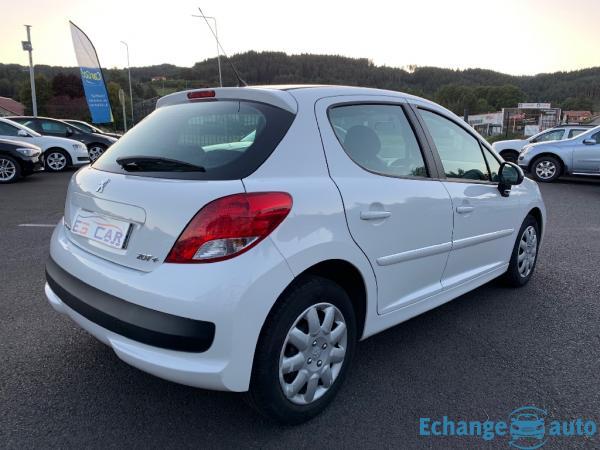 PEUGEOT 207 + 1.4 HDi 68ch BLUE LION+2013+115MKM