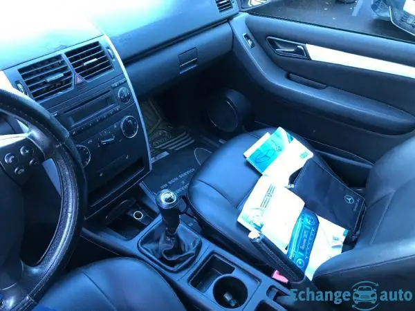 MERCEDES BENZ CLASSE A 180 CDI Elégance 150000km