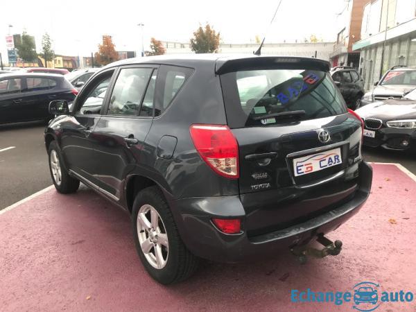 TOYOTA RAV4 D-4D136 Lounge GPS+4X4+170 000 KMS