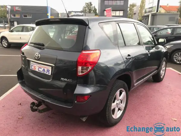 TOYOTA RAV4 D-4D136 Lounge GPS+4X4+170 000 KMS