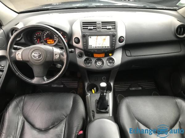 TOYOTA RAV4 D-4D136 Lounge GPS+4X4+170 000 KMS