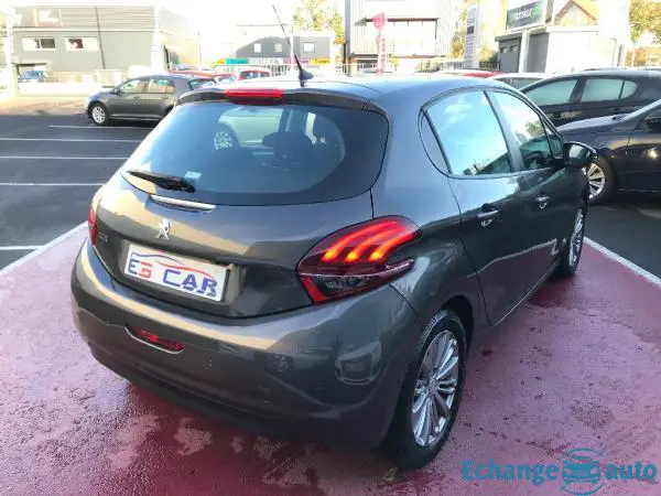 PEUGEOT 208 BlueHDi 100ch Signature+2019+CAMERA