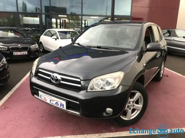 TOYOTA RAV4 D-4D136 Lounge GPS+4X4+170 000 KMS
