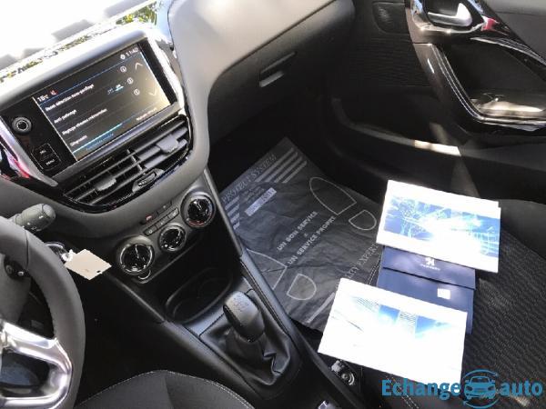 PEUGEOT 208 PureTech 82ch Active+10km+2019