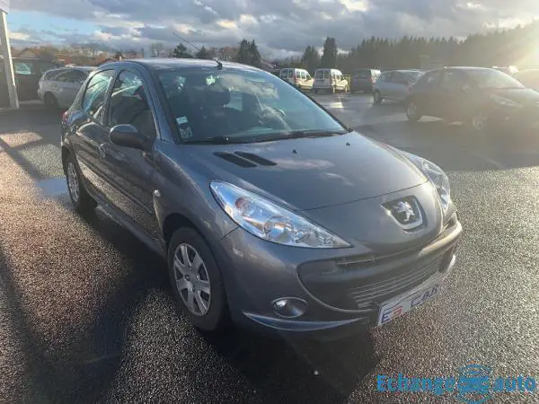 PEUGEOT 206+ 1.4 HDi 70ch BLUE LION Active+71MKM