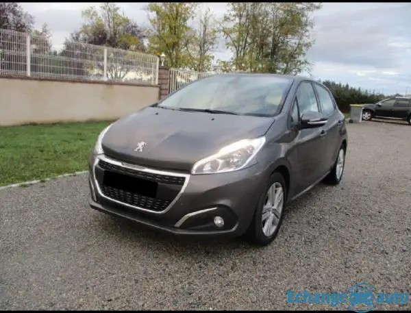 Peugeot 208 1.2 SIGNATURE 82 PTECH BVM