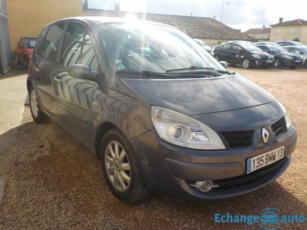 RENAULT SCENIC II Scenic 2.0 dCi 150 Jade