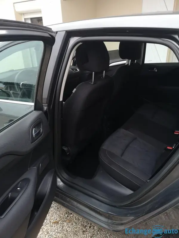 Citroën C4 1.6 e-hdi 115 CV